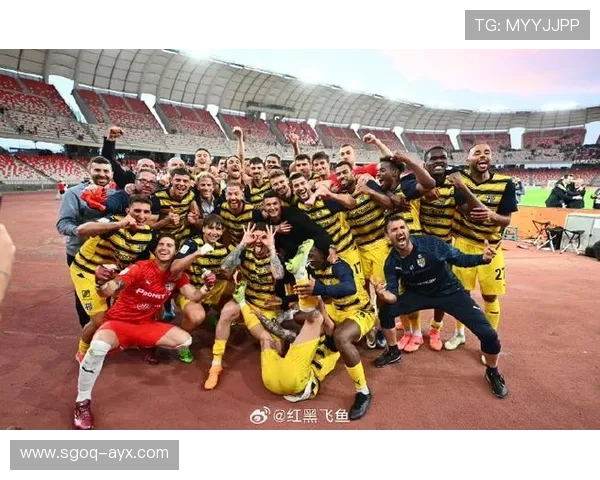 帕尔马精彩对决引爆赛场，球迷见证逆转奇迹